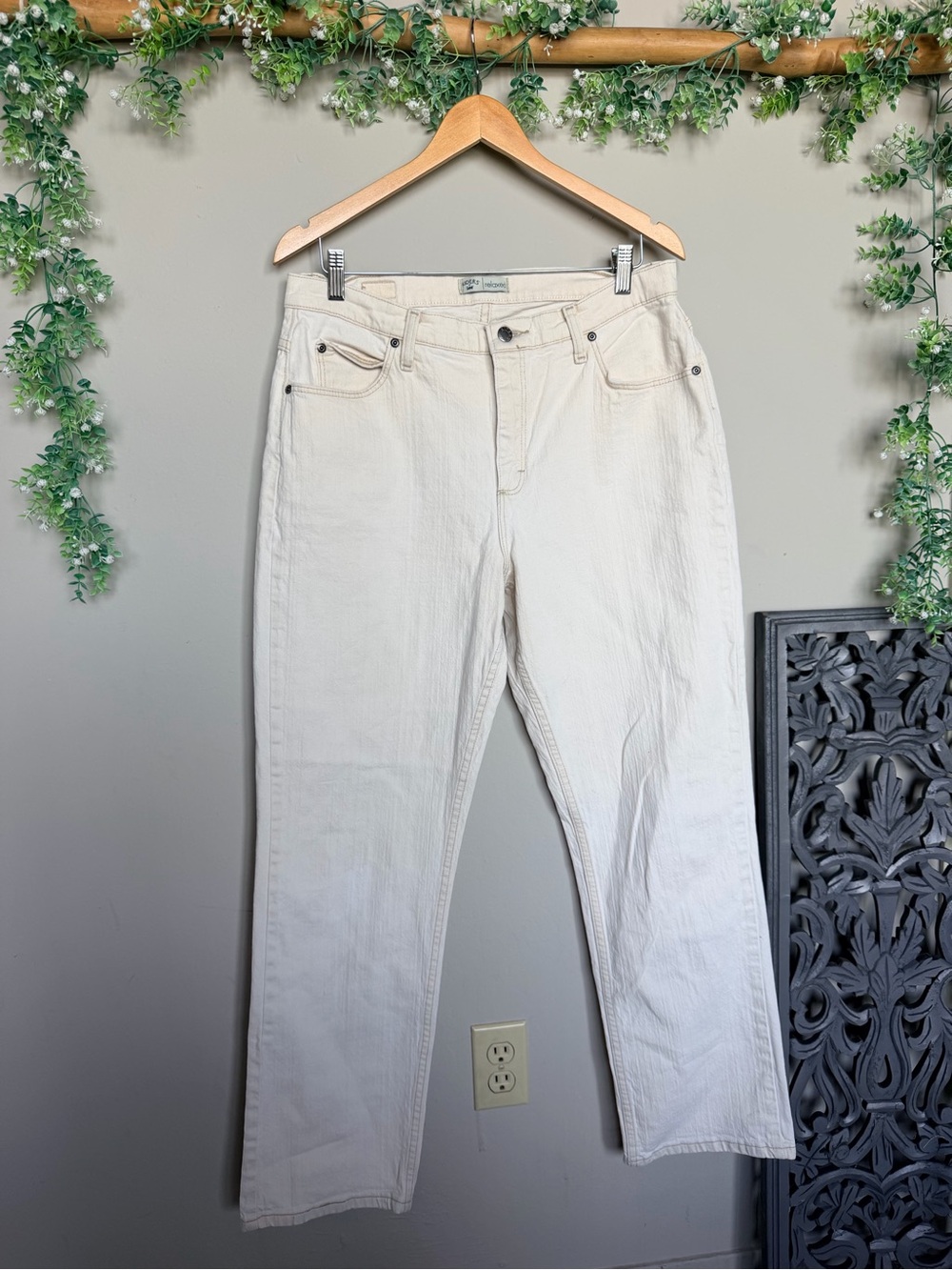 Lee Women's Off-White Straight Leg Jeans